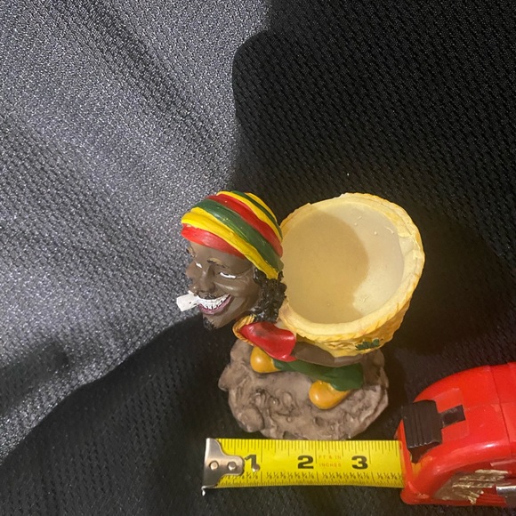 Ashtray/Figurines. Multi use. Ashtray or Figurine for your Home Decor! - Picture 3 of 6